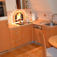 apartment crystal rose