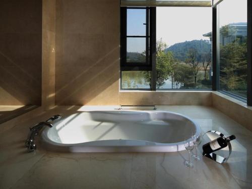 dongguan yingbin hotel