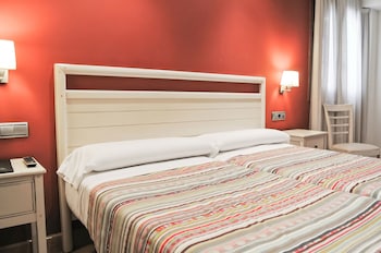 hostal y albergue haizea