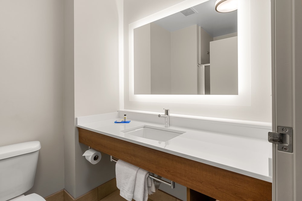 holiday inn express suites sumner by ihg