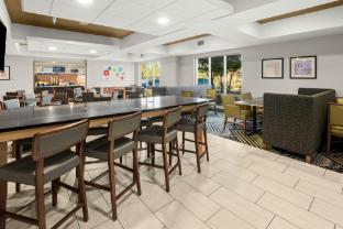 holiday inn express suites sumner by ihg