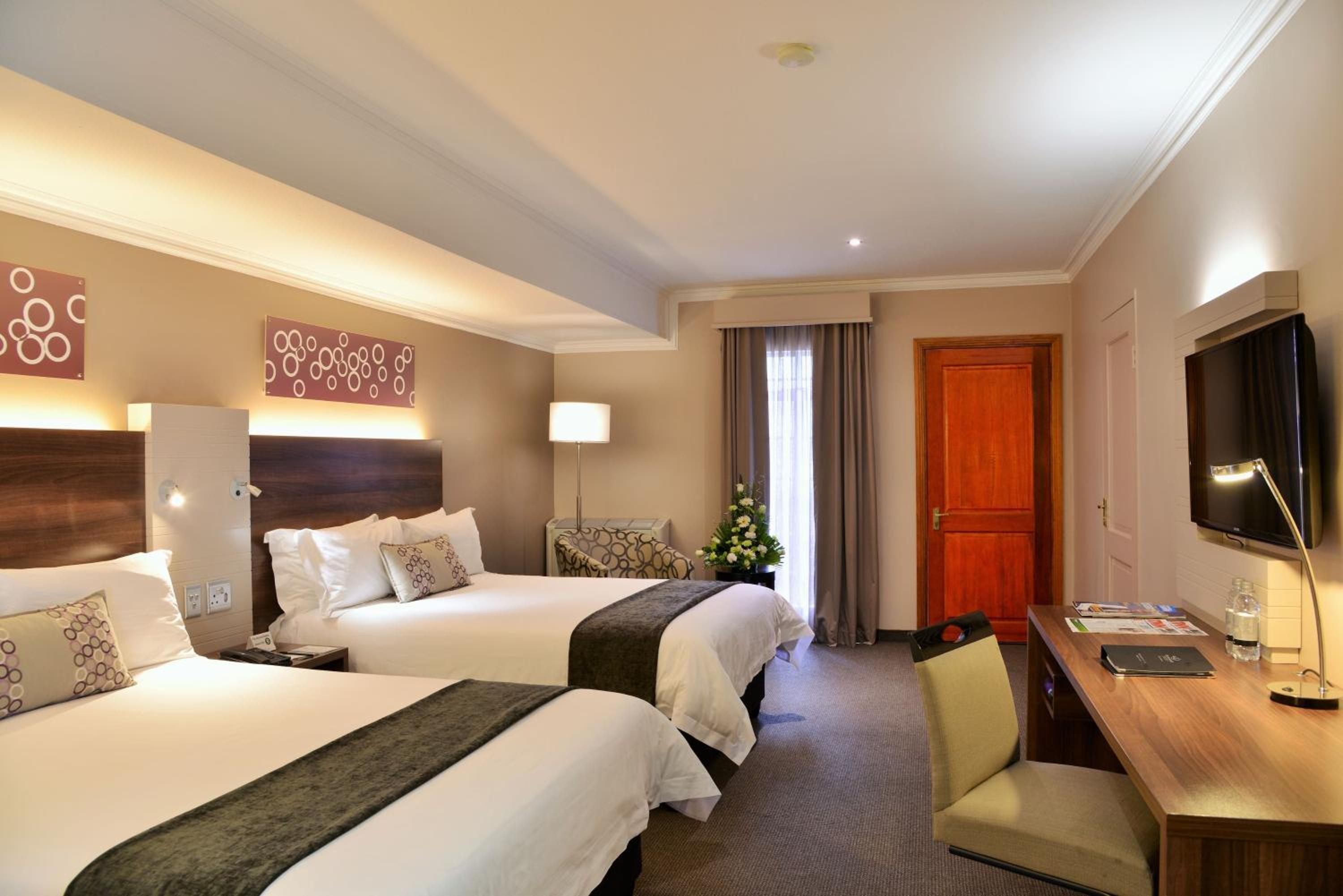 birchwood hotel and or tambo conference centre