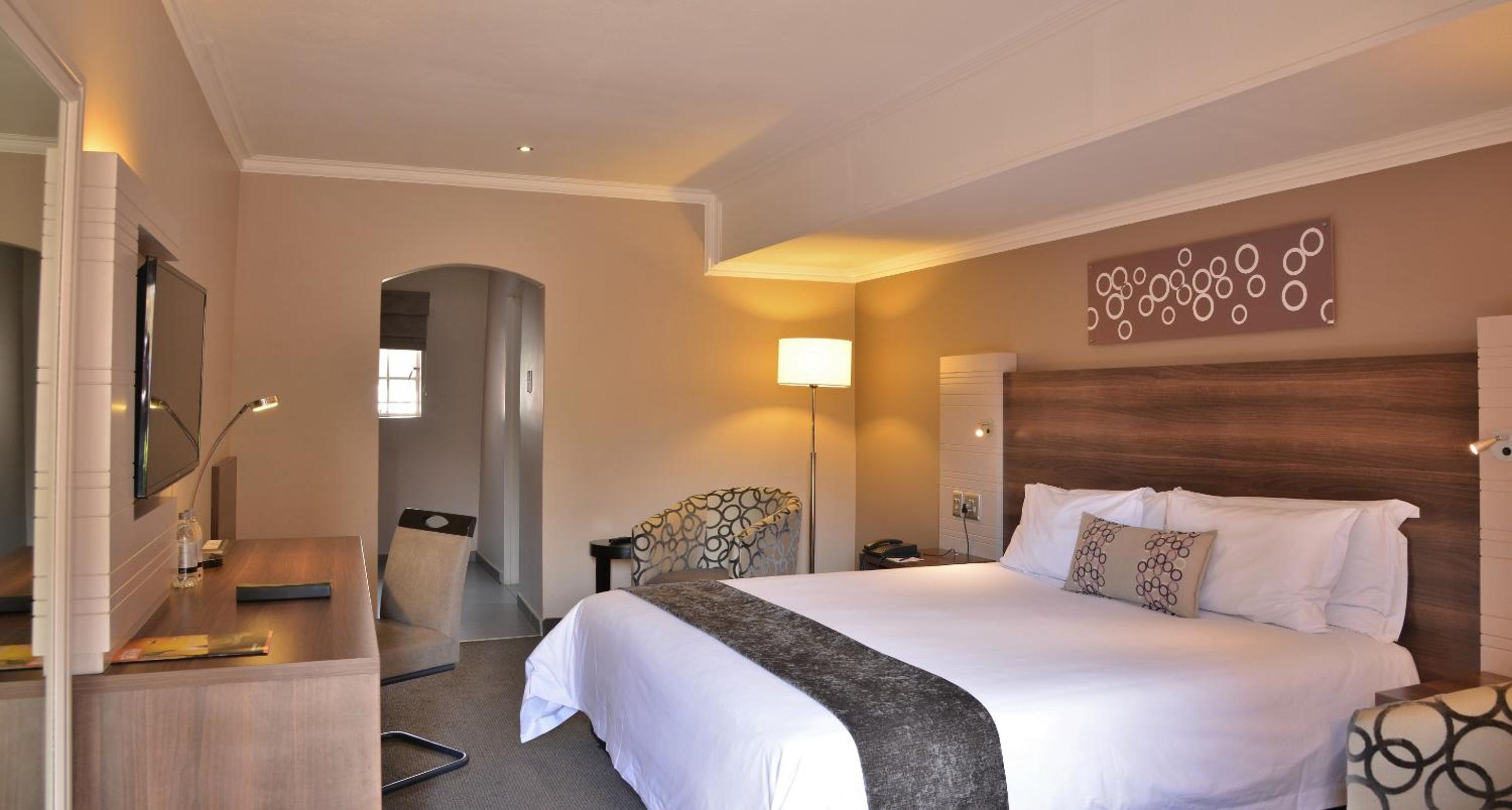 birchwood hotel and or tambo conference centre