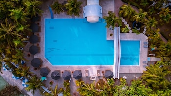 hotel cocoliso island resort