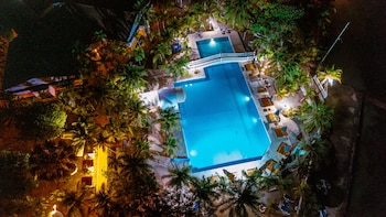 hotel cocoliso island resort