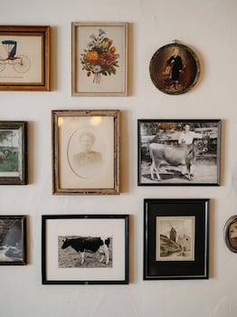 Stonehill's Farmhouse,77 Mill Hook Rd,3.5 star