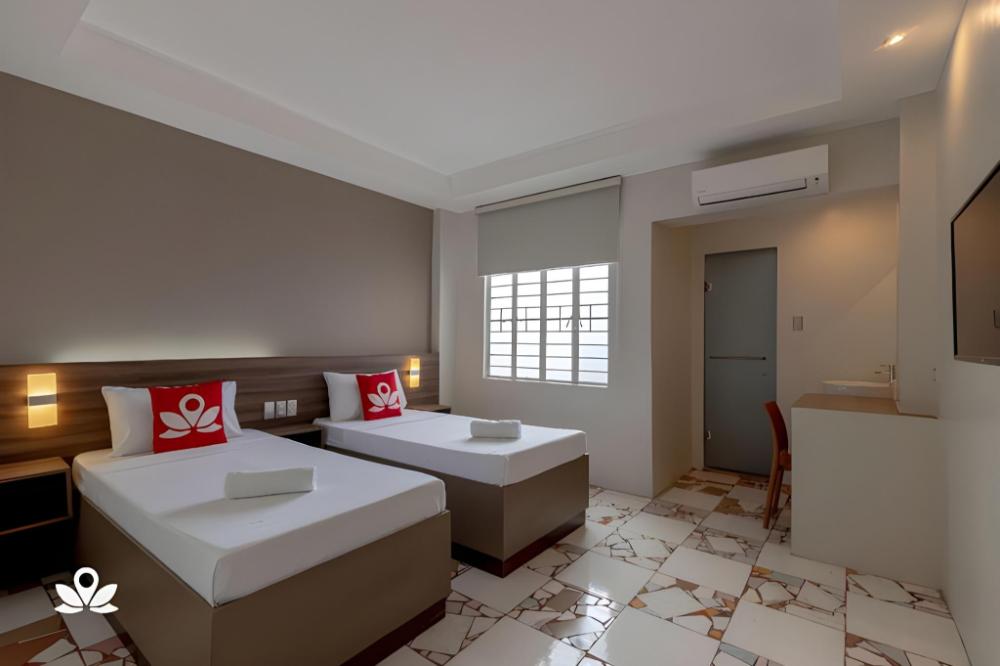 zen rooms v plaza manila