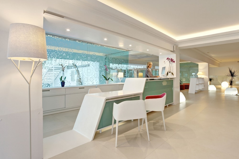 grupotel ibiza beach resort adults only