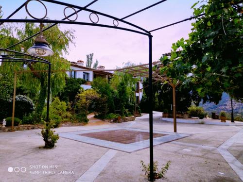 hotel rural puerto magina