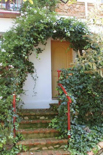 hotel rural puerto magina