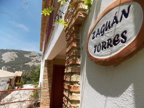 hotel rural puerto magina