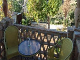 hotel rural puerto magina