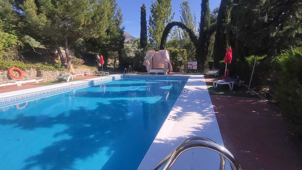 hotel rural puerto magina