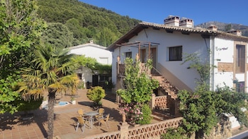 hotel rural puerto magina