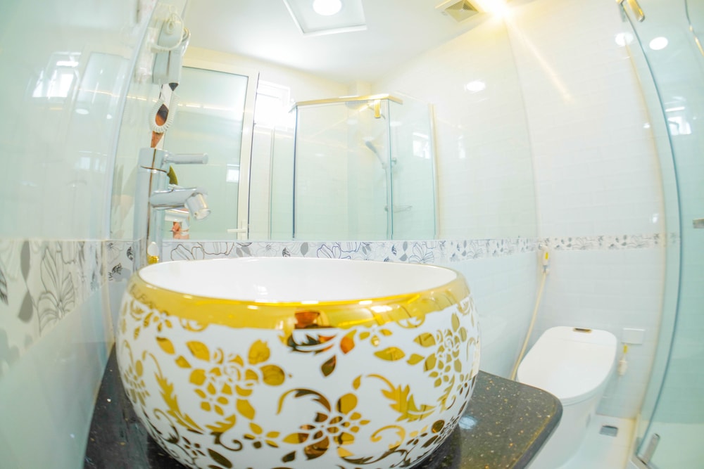 hai van luxury hotel