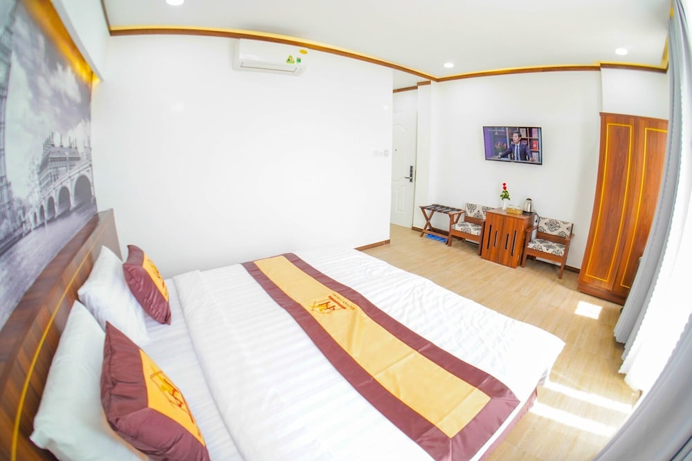 hai van luxury hotel