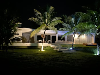 pe na areia boutique hotel