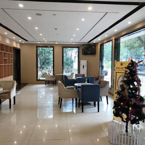 7 days premium zhuzhou changjiang south road central hospital branch