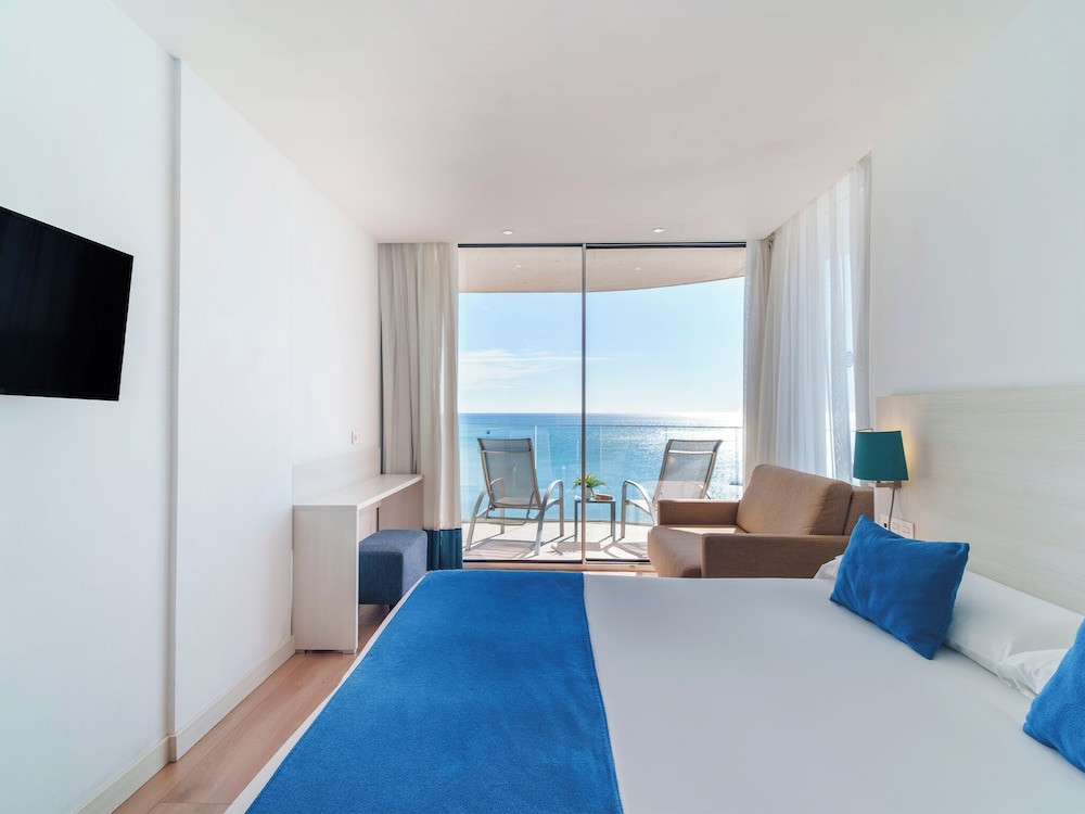 sentido benalmadena beach