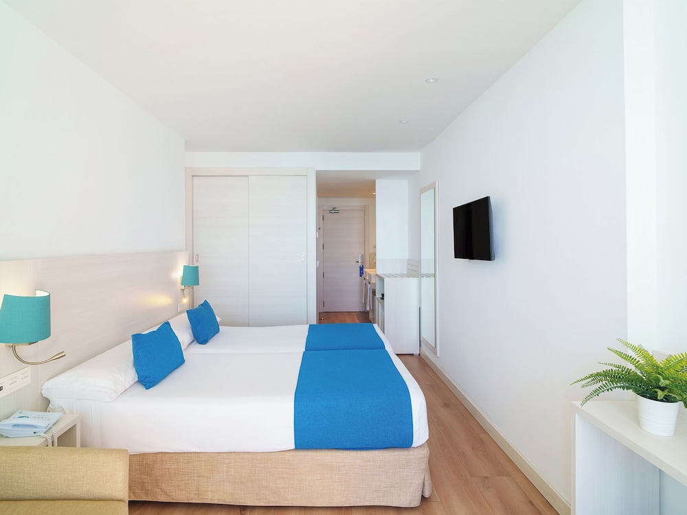 sentido benalmadena beach