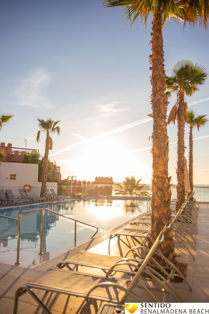 sentido benalmadena beach