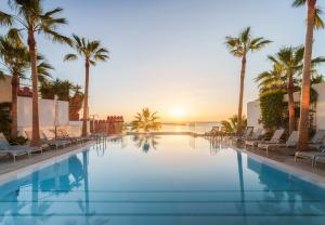 sentido benalmadena beach