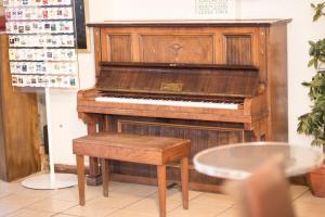 kensal green backpackers 3