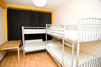 kensal green backpackers 3