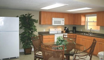 The Bayside Inn & Marina,St. Pete Beach>>Largo,3 star