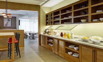 hyatt place bloomington