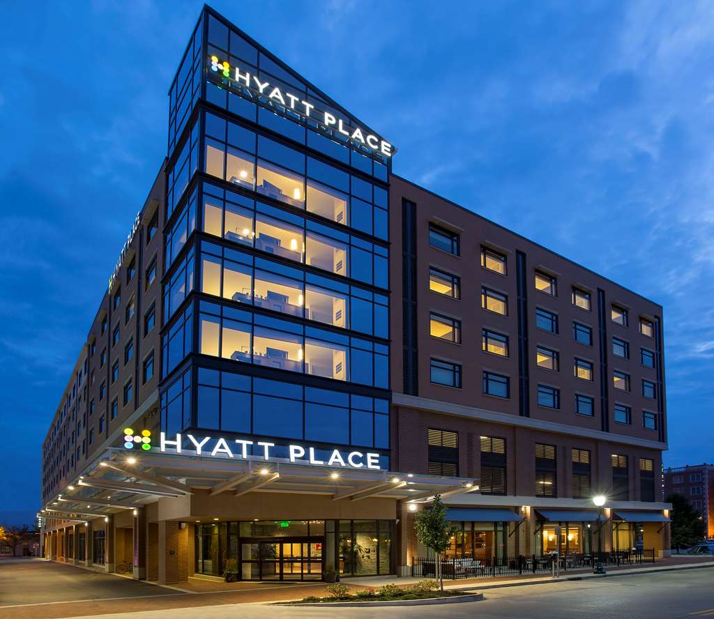 hyatt place bloomington