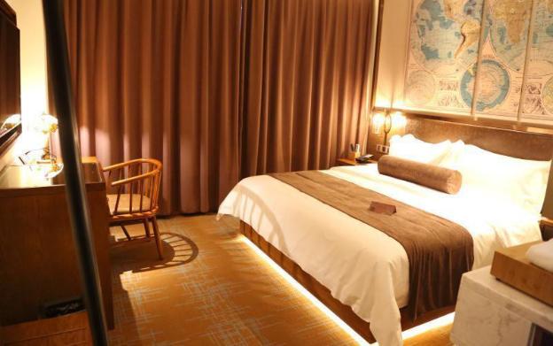 james joyce coffetel aletai lanwan food city