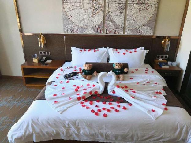 james joyce coffetel aletai lanwan food city