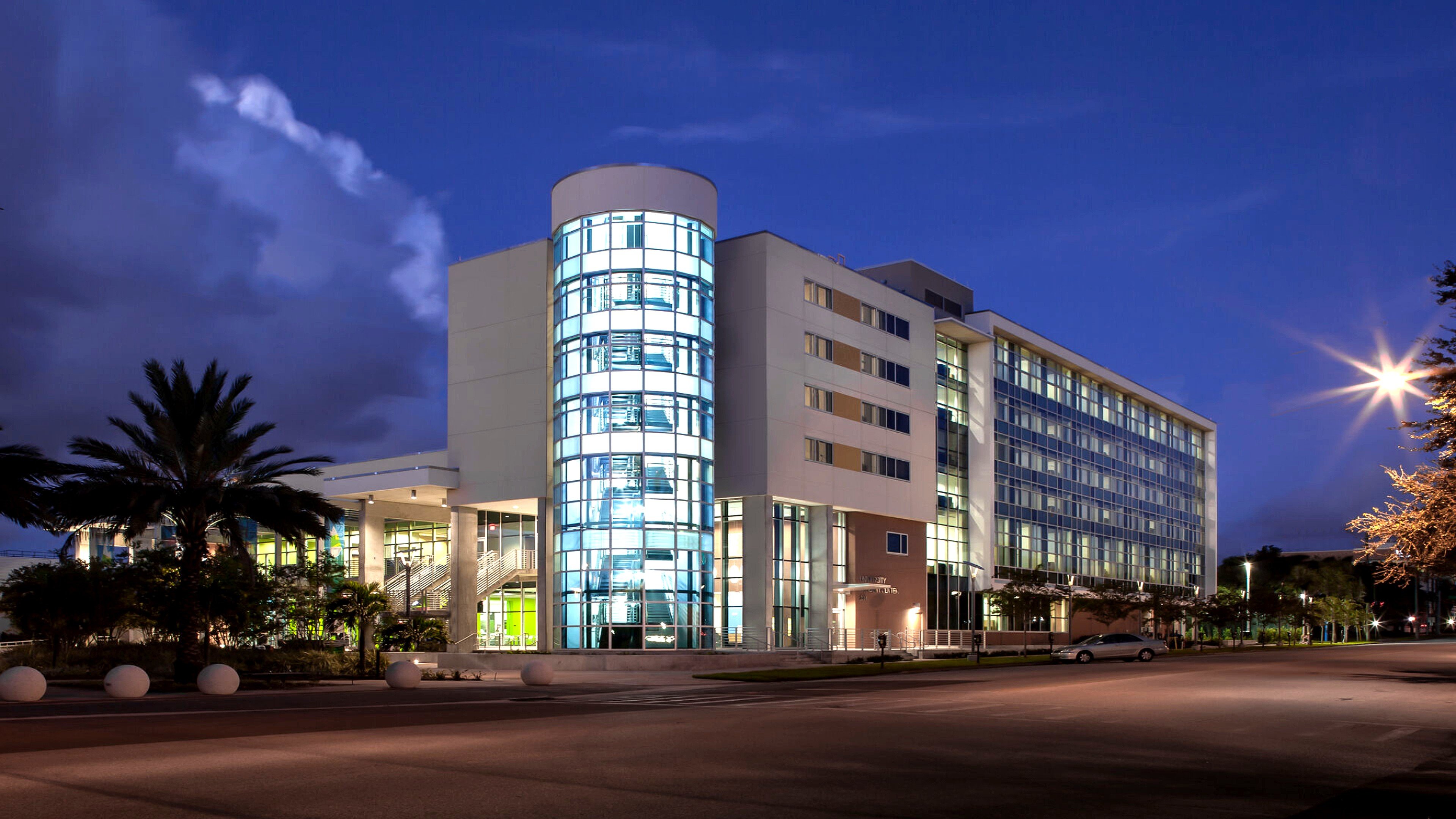 staybridge suites st petersburg downtown by ihg