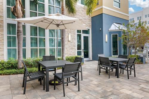 staybridge suites st petersburg downtown by ihg
