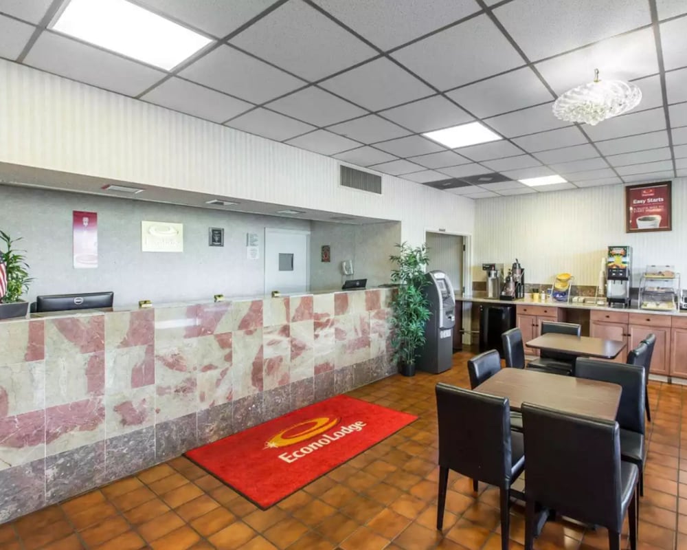 econo lodge