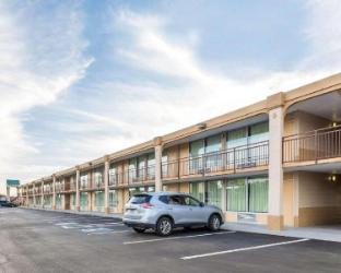 econo lodge