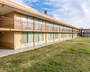 econo lodge