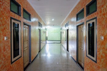 reddoorz near gor wisanggeni