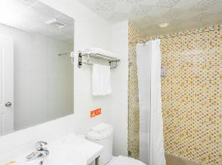 home inn linyi dongxing road airport hotel