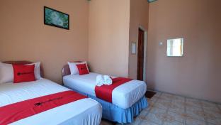 reddoorz near mangrove forest kupang