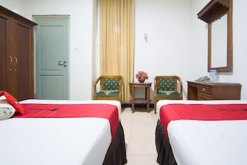 reddoorz near pantai falajawa ternate