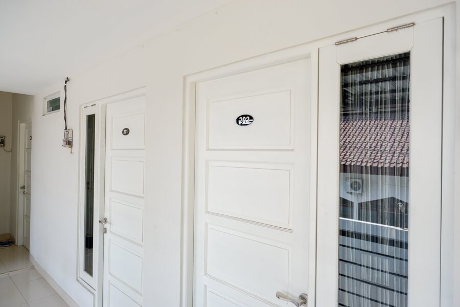 reddoorz plus syariah near stasiun tegal 2