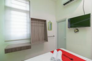 reddoorz plus near uin raden fatah palembang