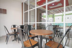 reddoorz plus near uin raden fatah palembang