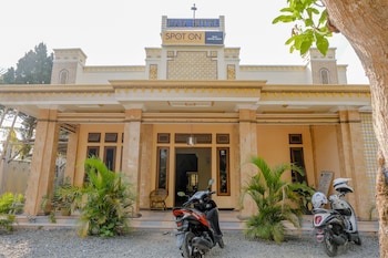 blitar