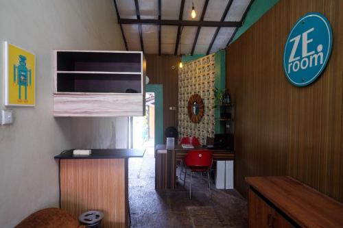 reddoorz near lotte mart maguwoharjo yogyakarta