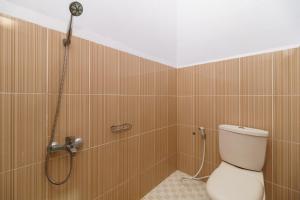 reddoorz near danau toba parapat