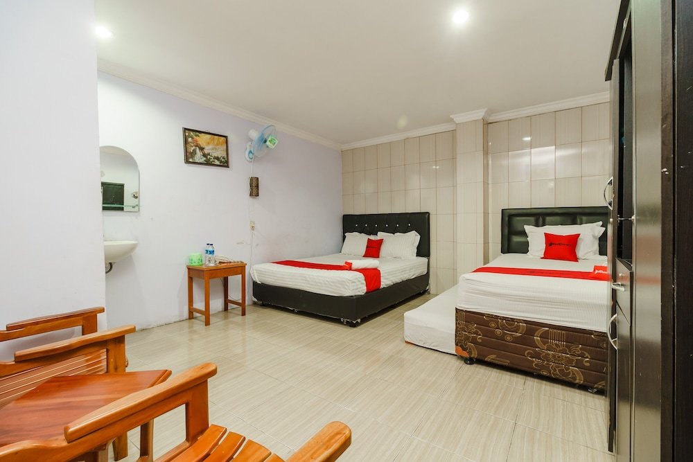 reddoorz near danau toba parapat