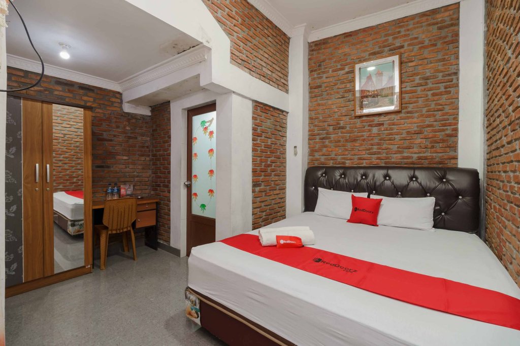 reddoorz syariah near jalan asahan pematang siantar